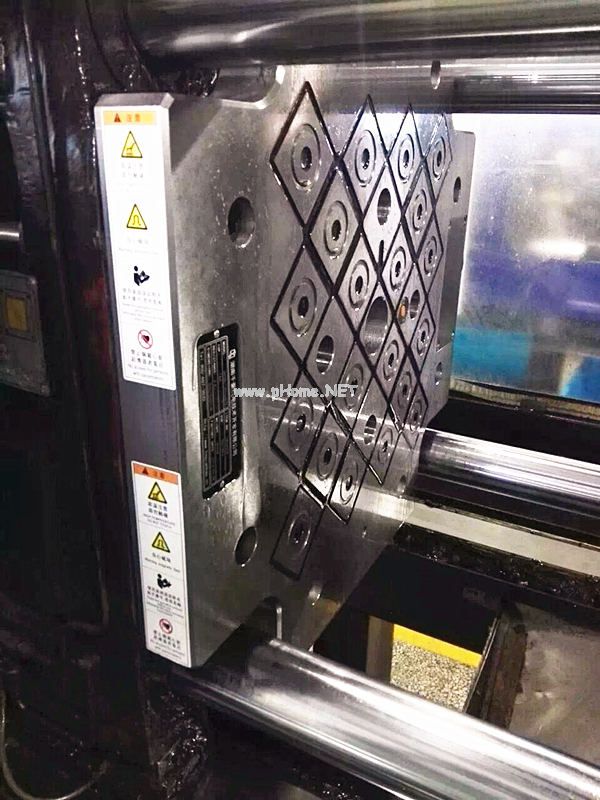 100T海天注塑機快速換模系統