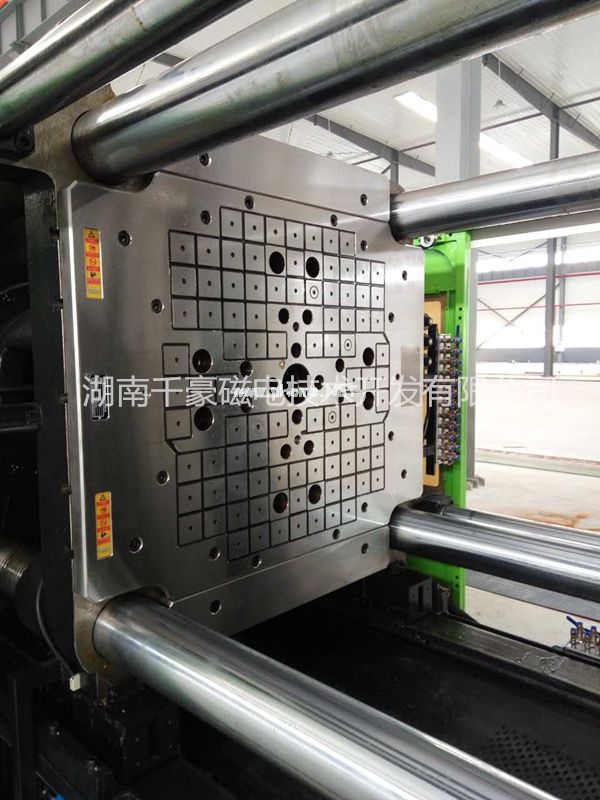 千豪快速換模系統