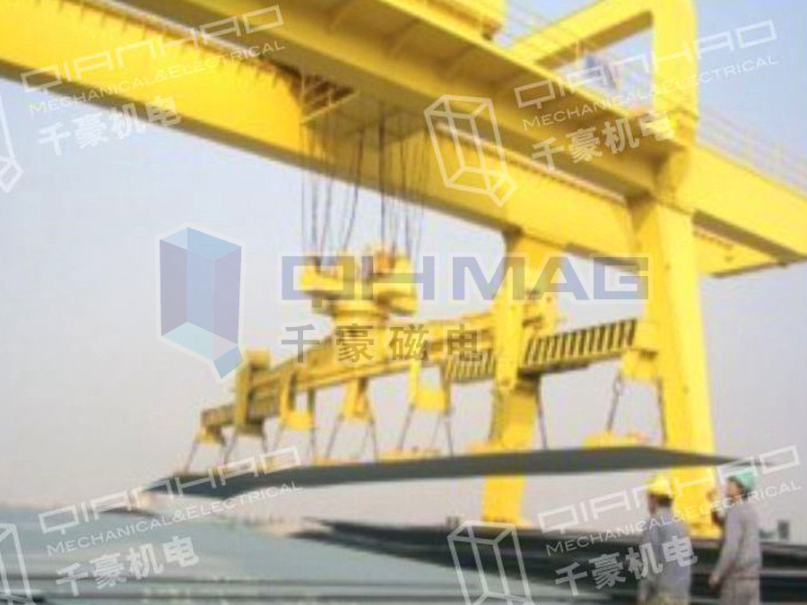 吊運鋼板起重電磁鐵(MW84) 吊運鋼板起重電磁鐵(MW84)