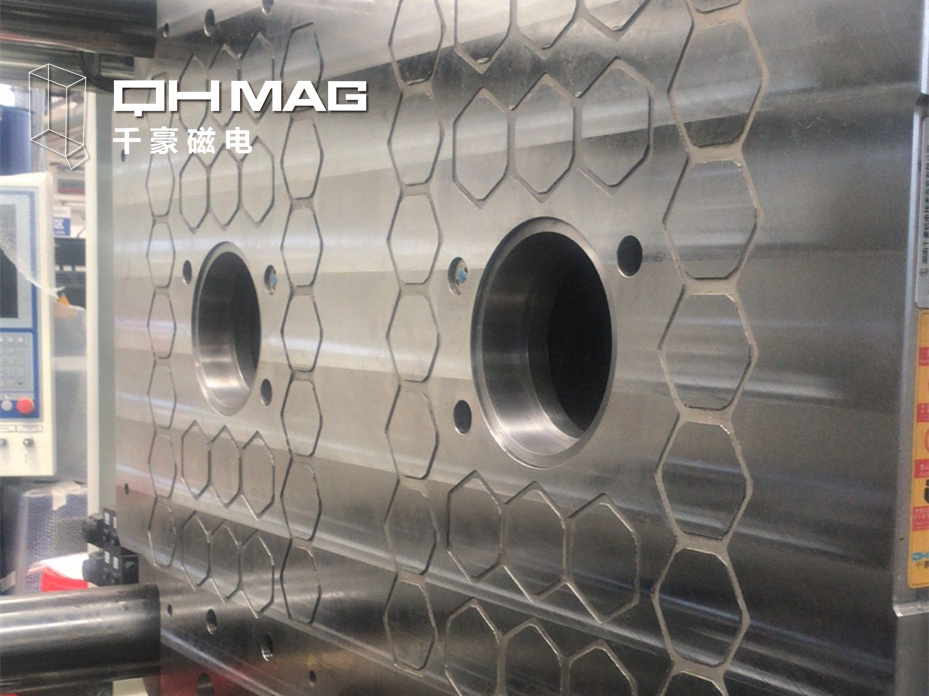 千豪雙色注塑機快速換模系統